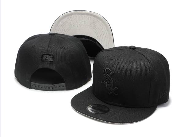 Chicago White Sox Black Cap